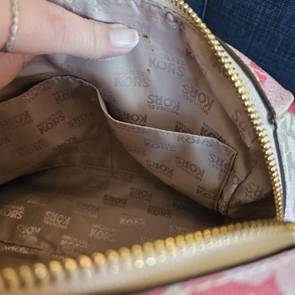 💗 Michael Kors Aria Small Satchel - Picture 8 of 10